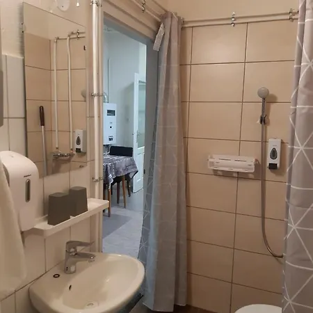 Lejlighed Middle Door Apartman *